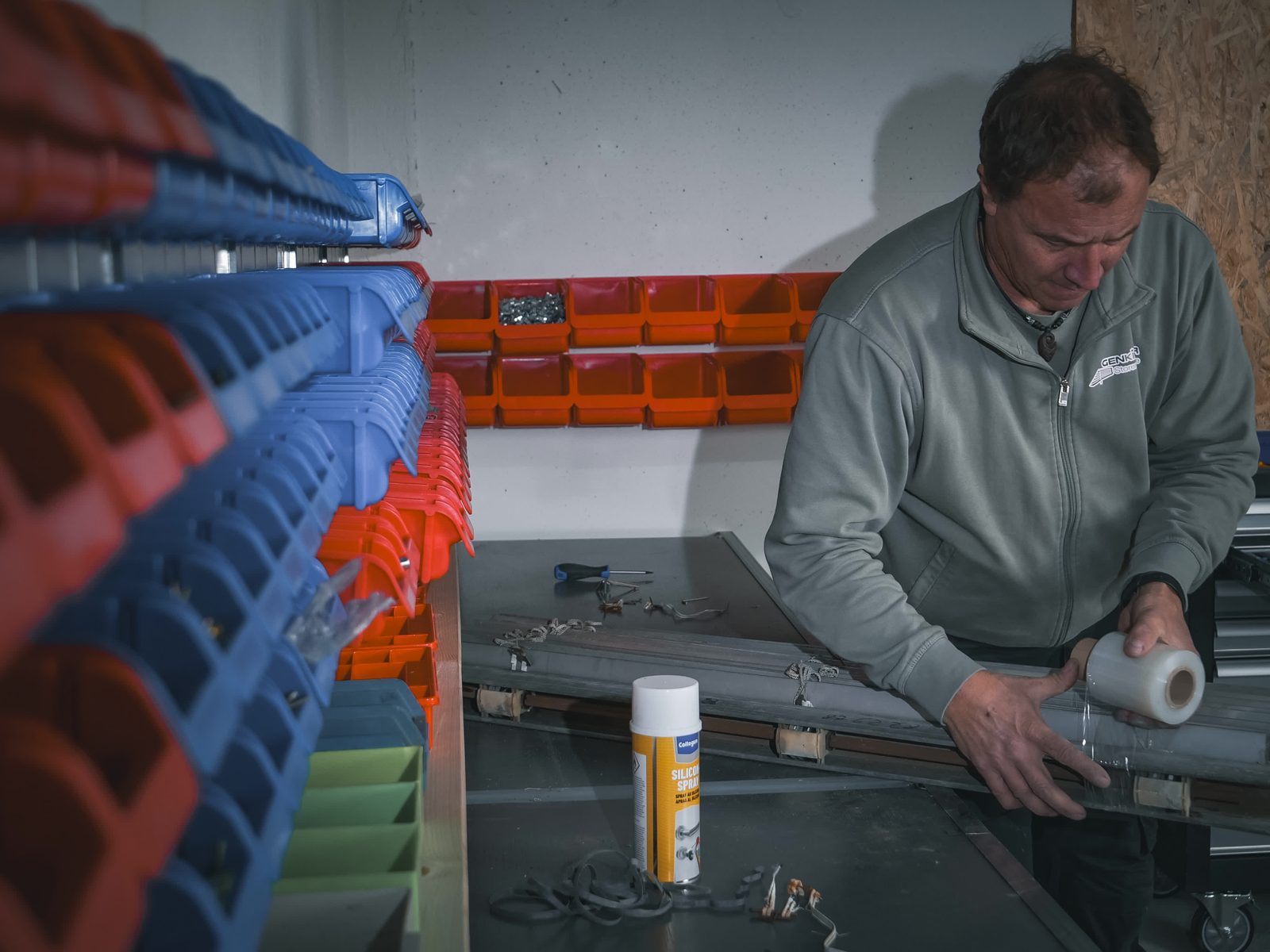Mario Genkinger in der Werkstatt